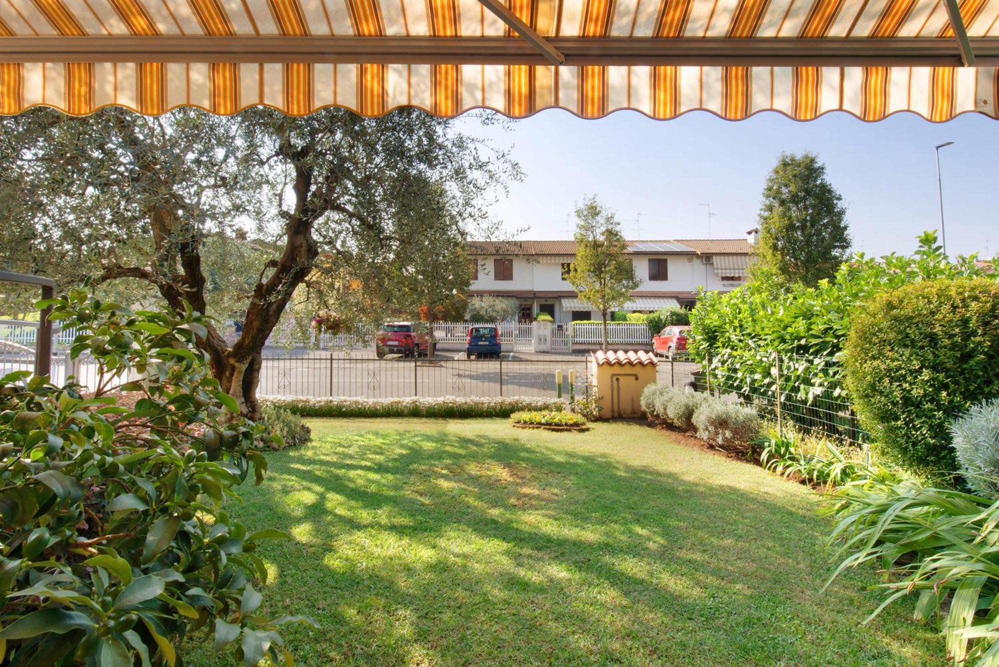 Villa Casa Elli Osio Sotto Exterior foto